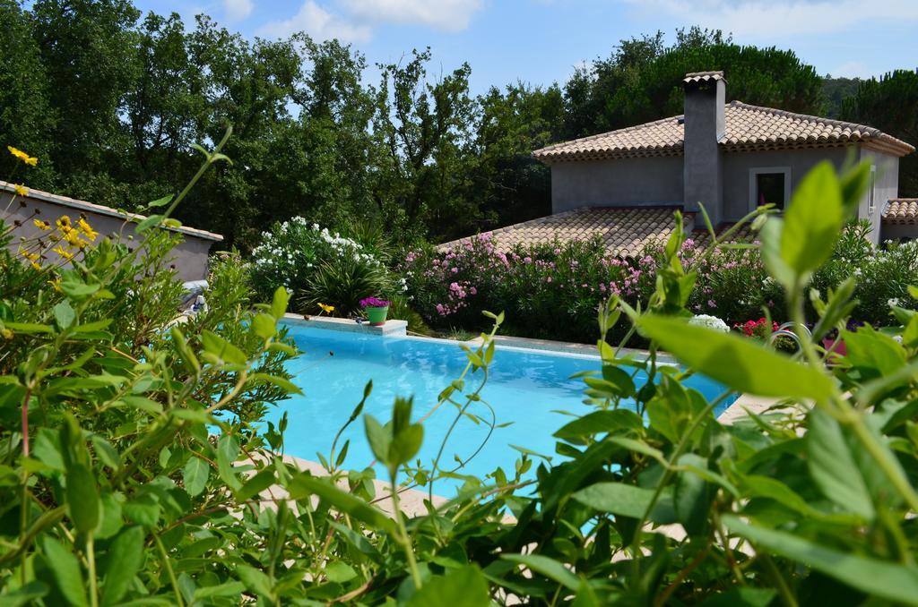Ancie Hotel Grimaud Bagian luar foto