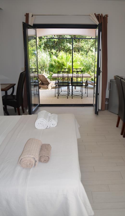 Ancie Hotel Grimaud Bagian luar foto