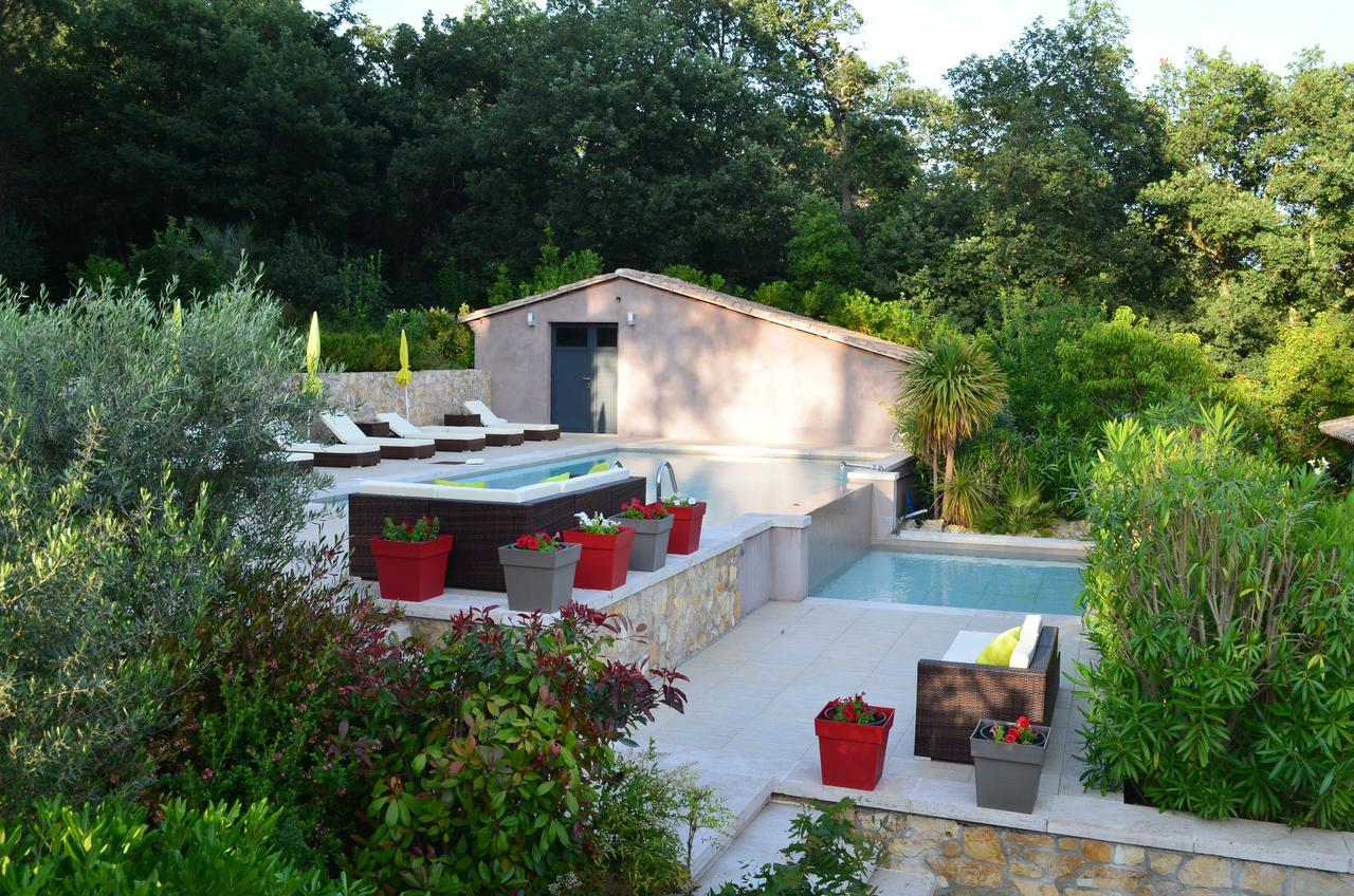 Ancie Hotel Grimaud Bagian luar foto