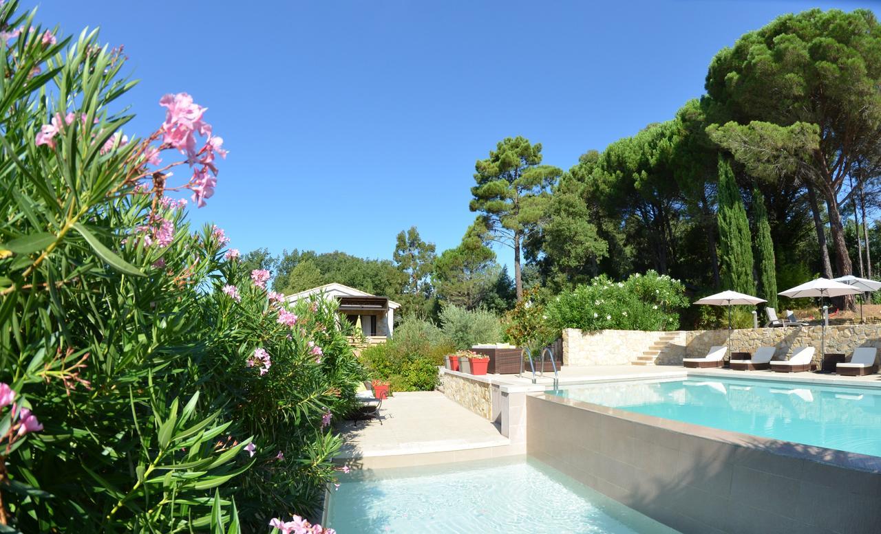 Ancie Hotel Grimaud Bagian luar foto